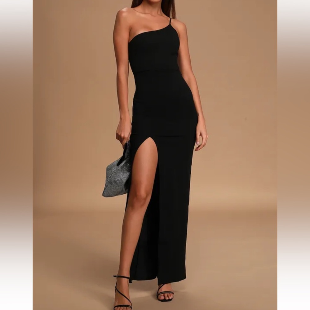 Lulus Keeper of My Heart Black One-Shoulder Maxi Dress